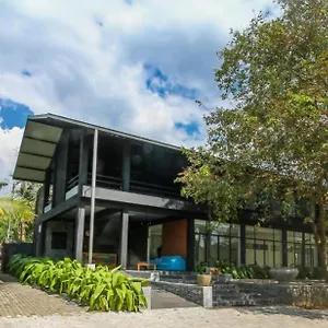 Hotel The Domain, Piliyandala
